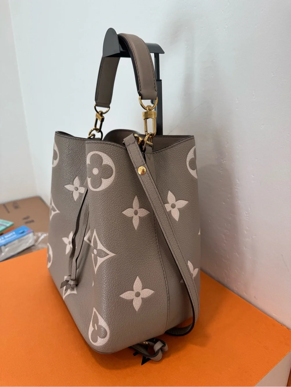 Louis Vuitton NéoNoé MM Bucket Bag
